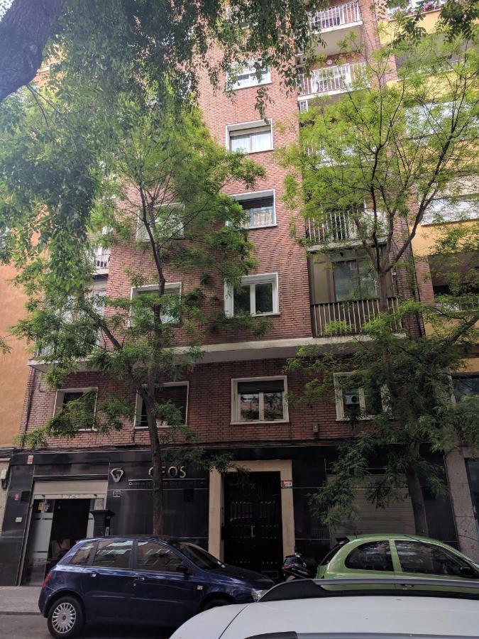 Апартаменты Gran Apartamento Cerca De Atocha Мадрид Экстерьер фото